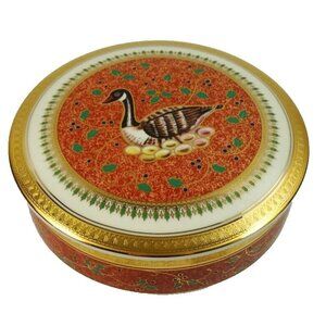 Mikasa Twelve Days of Christmas Round Box Bowl w Lid Six Geese a Laying 1999